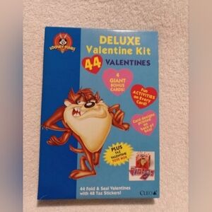 Vintage Looney tunes taz deluxe valentines kit plus tote box